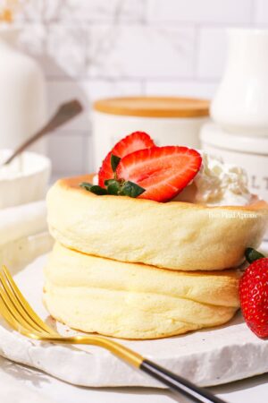 Fluffy Japanese Soufflé Pancakes