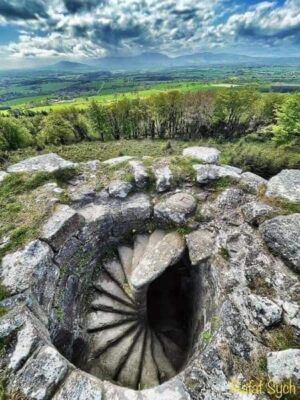 DE LA POER TOWER LOOP