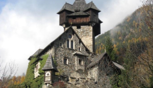 Niederfalkenstein Castle