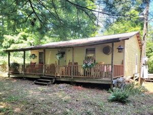 Waiteville, WV Home on Potts Creek. 4BR 1 BA .5 Acre used as a mountain getaway. $67,000