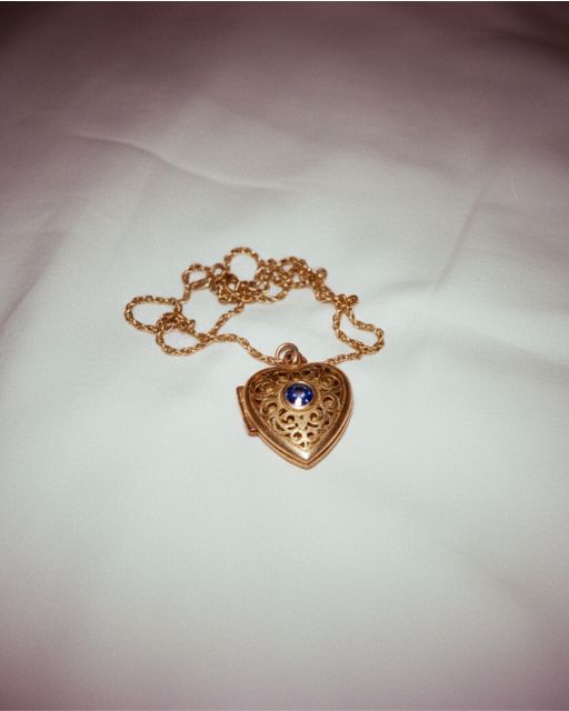 My Husband Gave Me A “Just Because” Gift—But I Recognized It Immediately