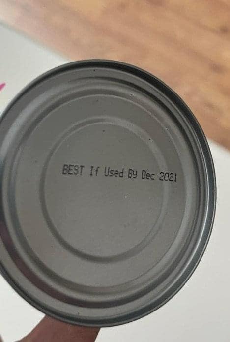 “I Asked My Neighbor for Green Beans… He Sent This Over. I Threw It Out — But How Expired Is Too Expired?”