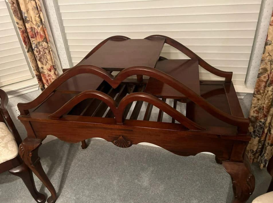 That Weird Little Table? Turns Out, It’s Made for Dessert.