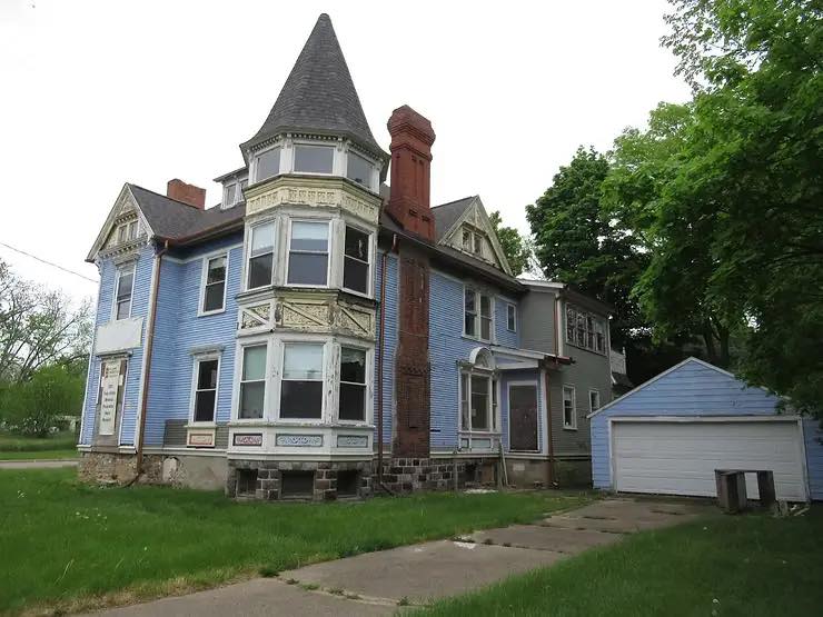Old House in Michigan Restoration Project To Be Featured With Original Features Lists At $95K!