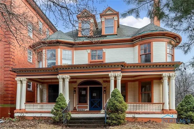 Huge Old West End Home, Ohio 5,000 Sq Foot Mansion Features Lists For Just $169,900!
