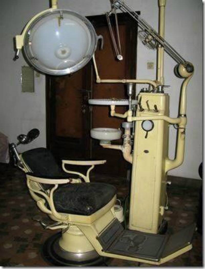 What Dentist Chairs Used to Look Like