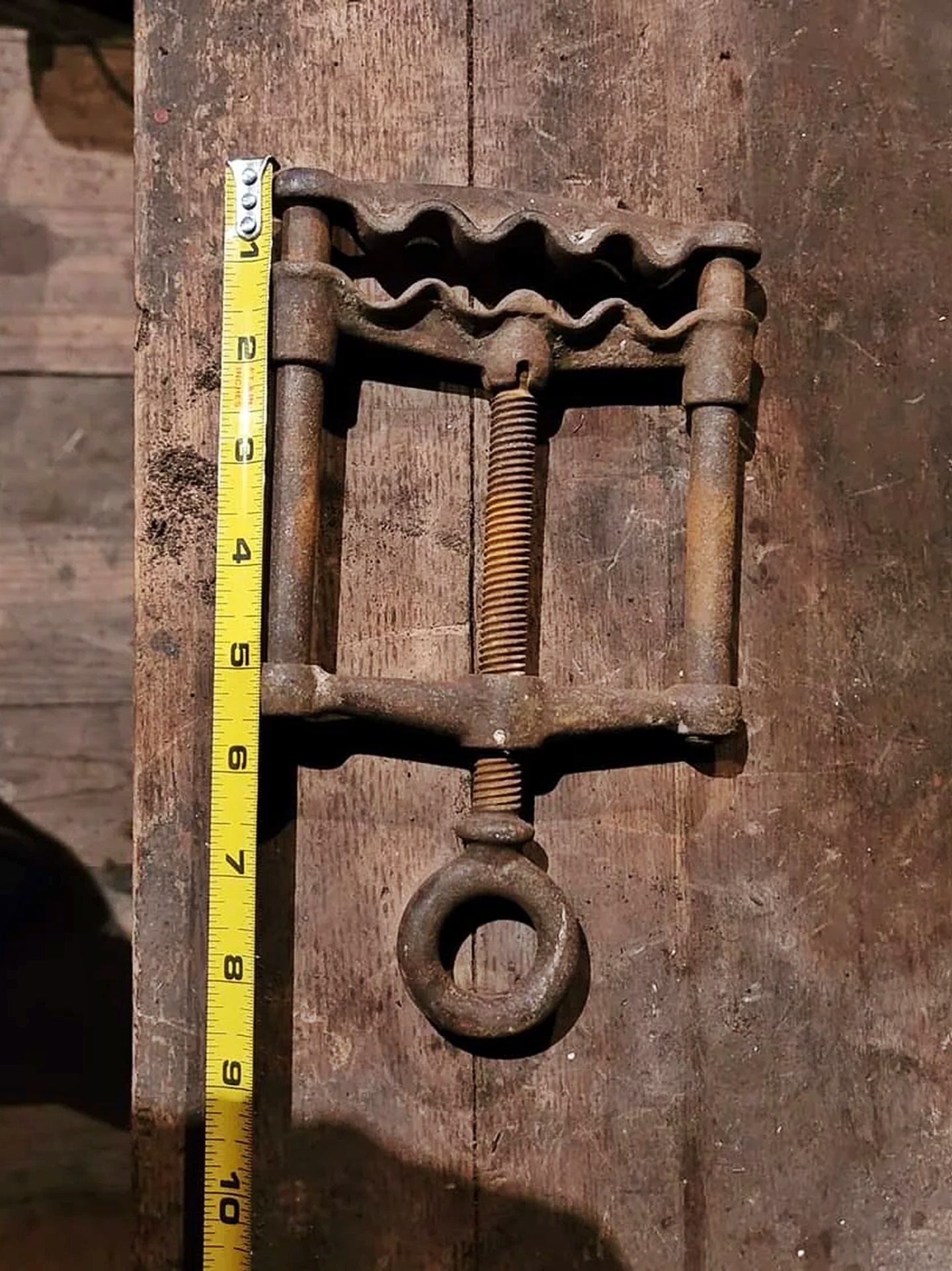 The Heavy Tool with the Wavy Secret